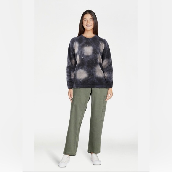 Black and White Galaxy Print Sweatshirt - Picture 5 of 7